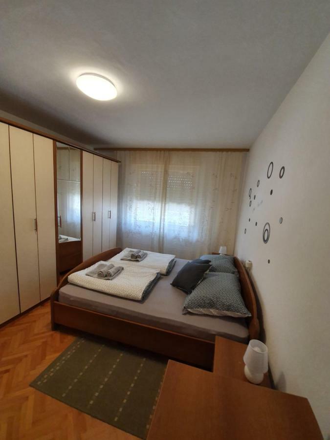 Apartman Val Pula Eksteriør billede